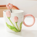 Caneca de Cerâmica Esculpida à Mão de Tulipa Com Colher