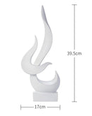 Escultura Decorativa de Chama Abstrata em Resina