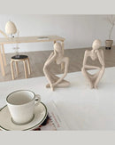 Escultura O Pensador Abstrato Cor Areia para Decoração de Sala e Escritório